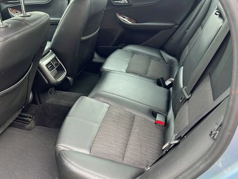 Used 2014 Chevrolet Impala LT image 20