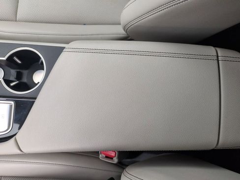 Used 2021 Genesis G70 2.0T RWD image 24