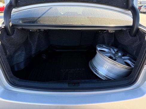 Used 2010 Acura TSX Sedan image 23