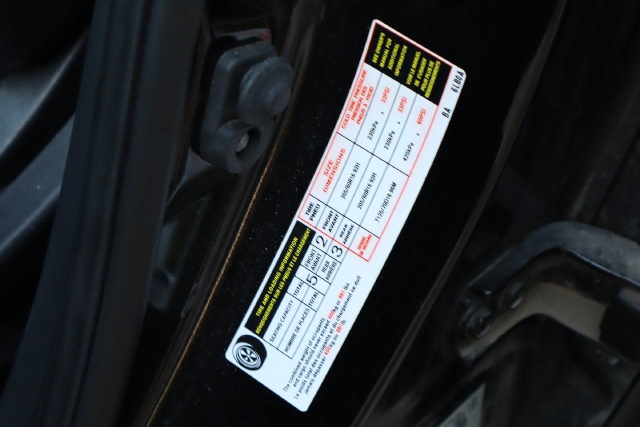 Used 2024 Nissan Sentra SV FWD image 28