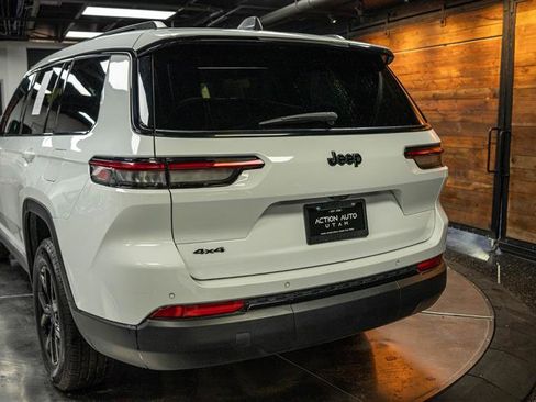 Used 2024 Jeep Grand Cherokee L Laredo image 6