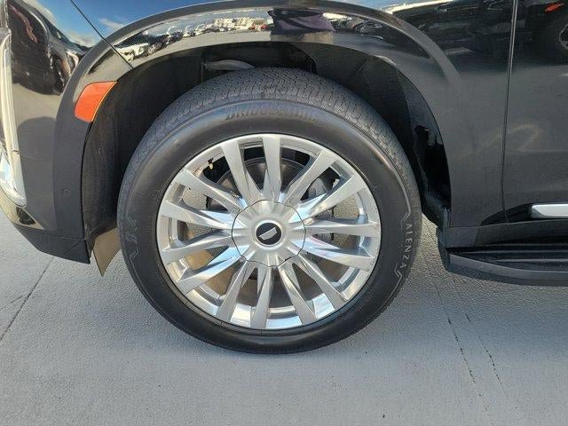 Used 2023 Cadillac Escalade ESV Premium Luxury RWD image 4