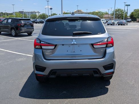Used 2025 Mitsubishi Outlander Sport ES AWD/4WD image 4