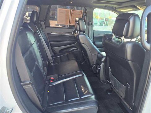 Used 2022 Jeep Grand Cherokee Limited image 13