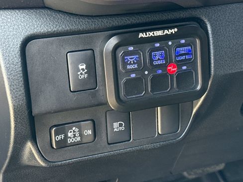 Used 2023 Toyota Tacoma SR5 w/ Technology Package AWD/4WD image 14