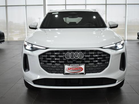 Used 2025 Audi Q5 Premium Plus w/ Premium Plus image 6