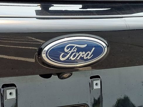 Used 2017 Ford Escape SE w/ Equipment Group 201A AWD/4WD image 30