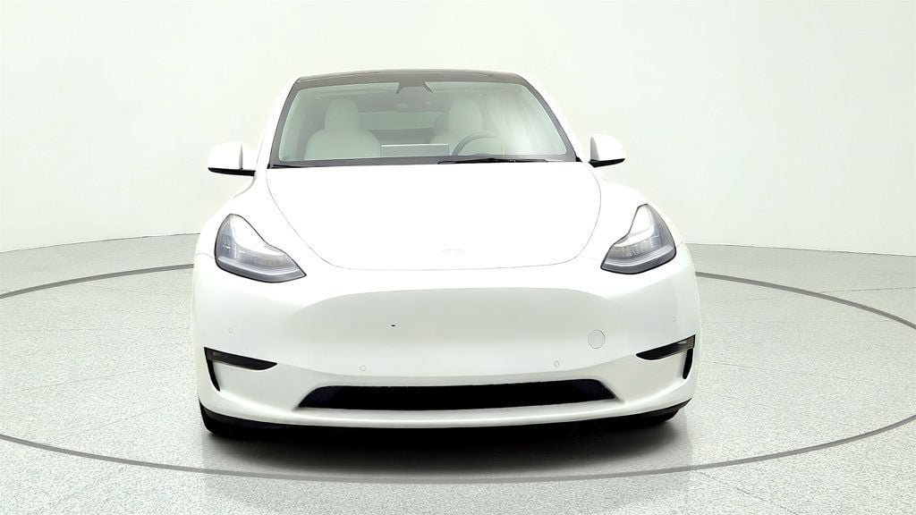 Used 2021 Tesla Model Y Long Range AWD/4WD image 2