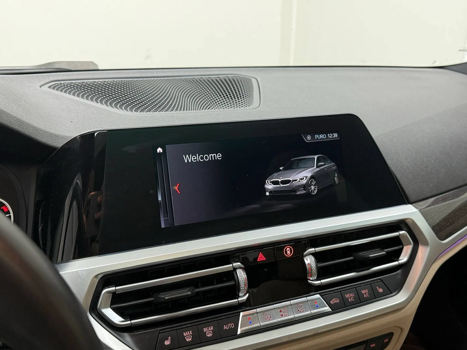 Used 2020 BMW 330i Sedan w/ Convenience Package RWD image 23