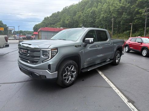 New 2026 GMC Sierra 1500 SLT w/ SLT Premium Plus Package AWD/4WD image 2