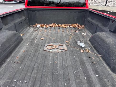 Used 1999 Chevrolet Silverado 2500 2WD Extended Cab w/ Exterior Appearance Pkg image 4