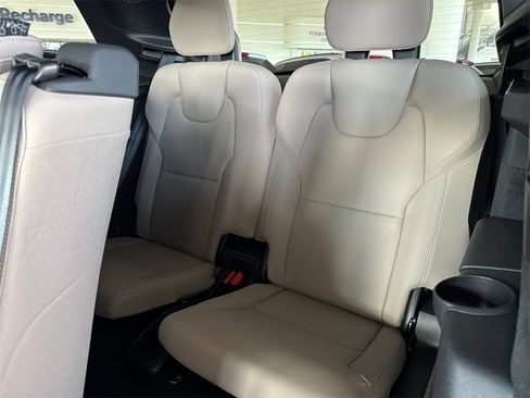 New 2026 Volvo XC90 B6 Plus w/ Protection Package Premier image 14