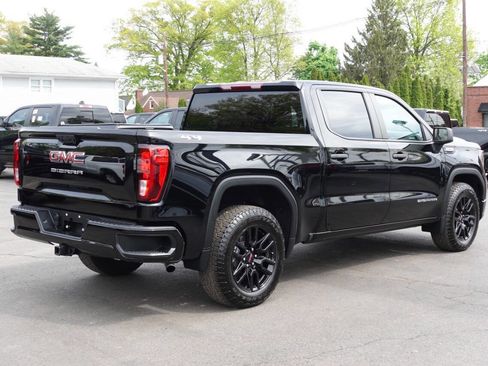 Used 2023 GMC Sierra 1500 Pro w/ Graphite Edition AWD/4WD image 3