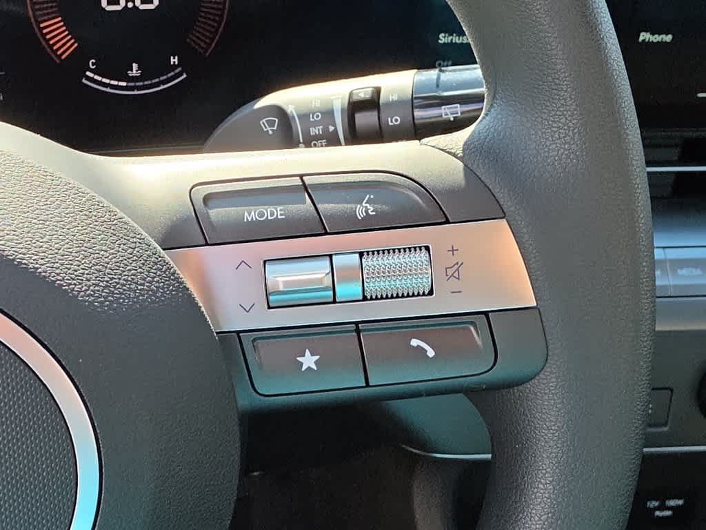 New 2027 Hyundai Kona SE FWD image 25