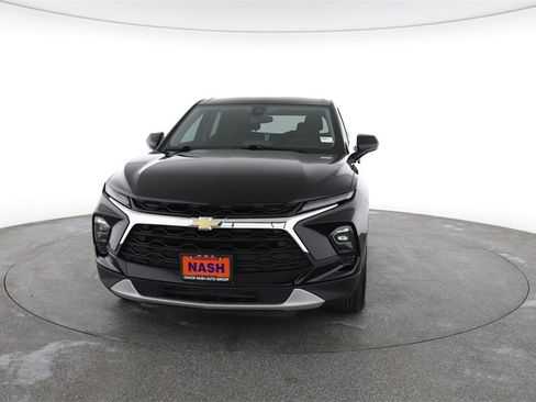 Used 2024 Chevrolet Blazer LT image 4