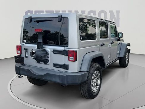 Used 2014 Jeep Wrangler Unlimited Rubicon w/ Connectivity Group AWD/4WD image 5