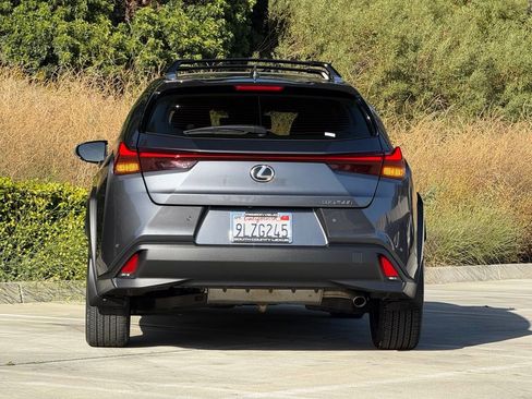 Certified 2024 Lexus UX 250h FWD image 12