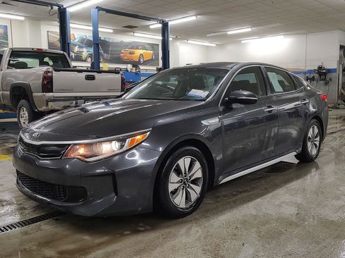 Used 2017 Kia Optima Premium image 22