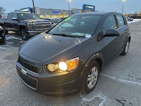Used 2016 Chevrolet Sonic LT FWD image 6