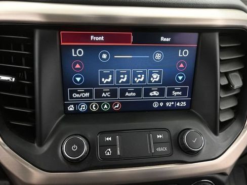 Used 2021 GMC Acadia Denali w/ Denali Technology Package AWD/4WD image 37