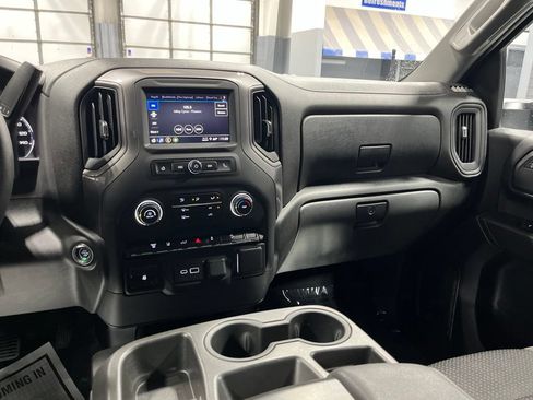 Used 2024 Chevrolet Silverado 2500 W/T AWD/4WD image 26