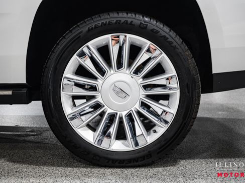 Used 2019 Cadillac Escalade Platinum image 10