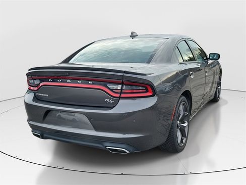 Used 2018 Dodge Charger R/T w/ Plus Group image 4