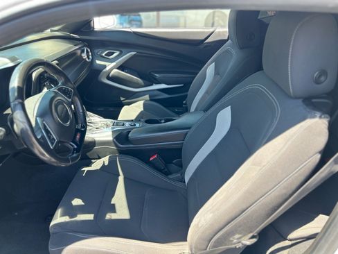 Used 2018 Chevrolet Camaro SS RWD image 16