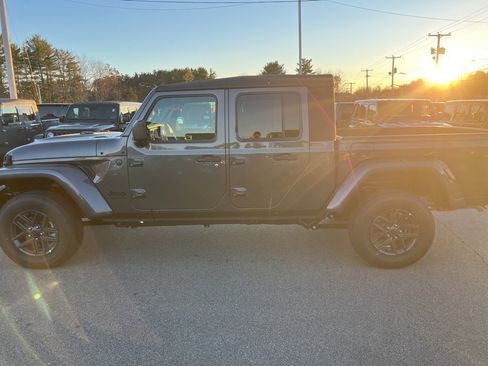 New 2026 Jeep Gladiator Sport image 4