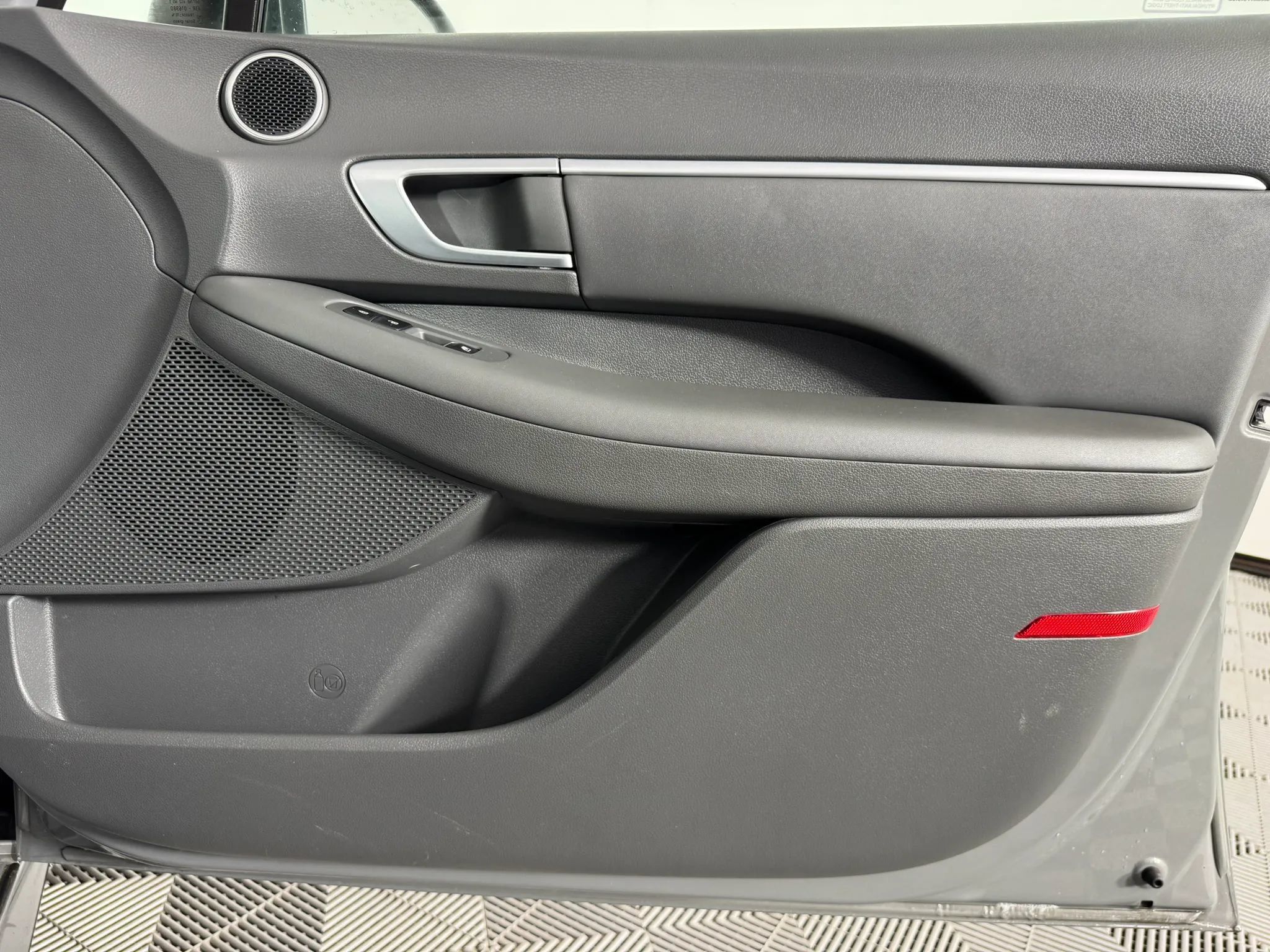 Used 2021 Hyundai Sonata SEL w/ Convenience Package FWD image 41