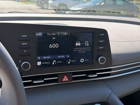 New 2026 Hyundai Elantra SE FWD image 24