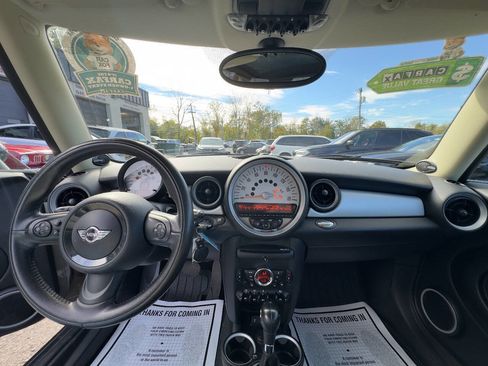 Used 2013 MINI Cooper Hardtop image 15
