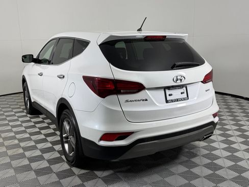 Used 2018 Hyundai Santa Fe Sport w/ Winter Weather Package FWD image 7