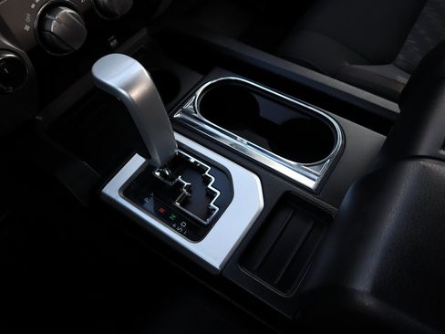 Used 2019 Toyota Tundra SR5 image 29