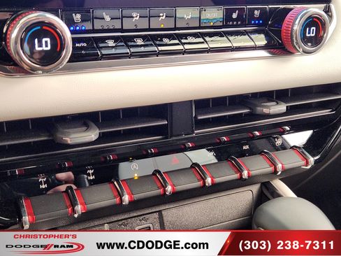 Used 2026 GMC Canyon AT4X AWD/4WD image 28
