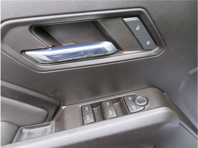 Used 2023 Chevrolet Colorado LT w/ Advanced Trailering Package AWD/4WD image 13