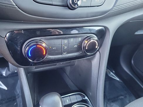 Used 2023 Buick Encore GX Preferred image 20