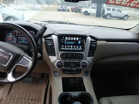 Used 2019 GMC Yukon SLT w/ Open Road Package image 21