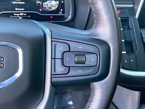 Used 2023 GMC Yukon SLT image 12