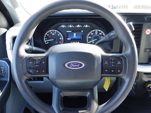 Used 2024 Ford F250 XLT image 41