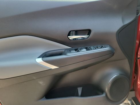 Certified 2024 Nissan Kicks SR w/ SR Premium Package FWD image 15