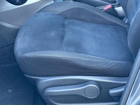 Used 2015 Nissan Juke SV w/ Cold Weather Package image 22