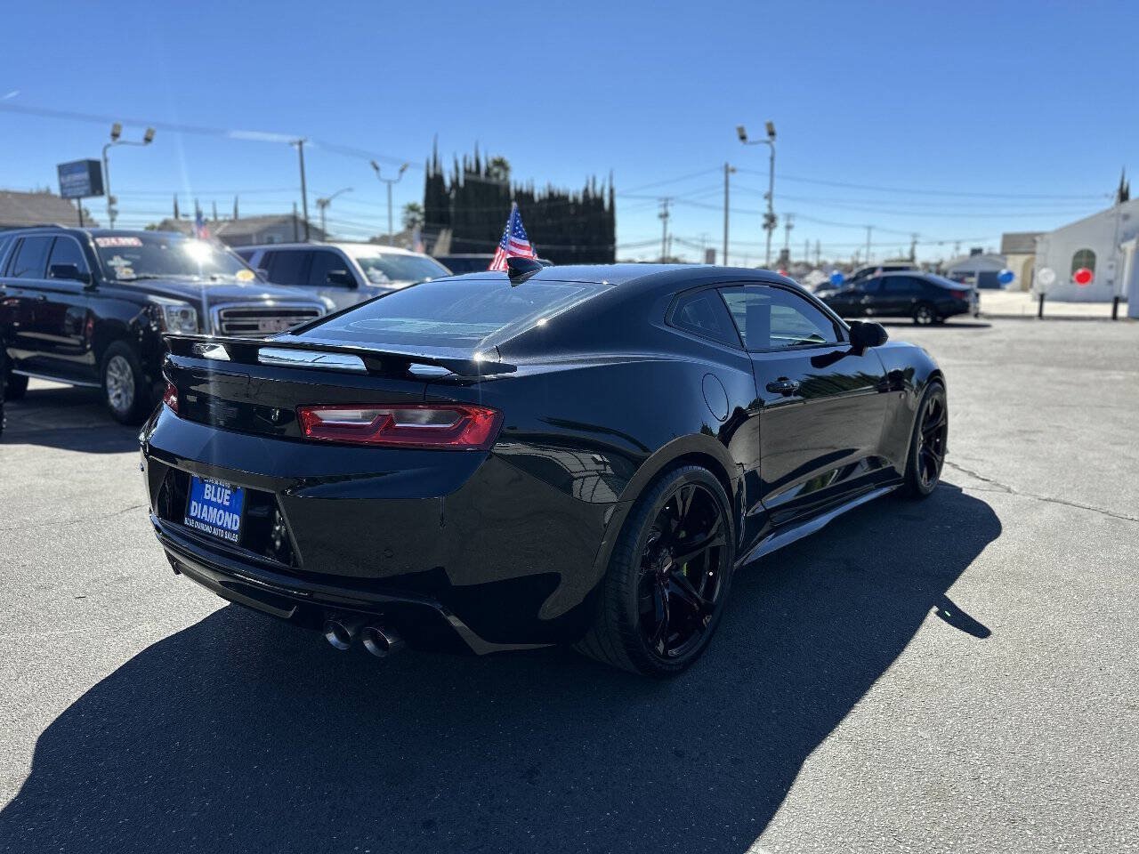 Used 2016 Chevrolet Camaro SS RWD image 6