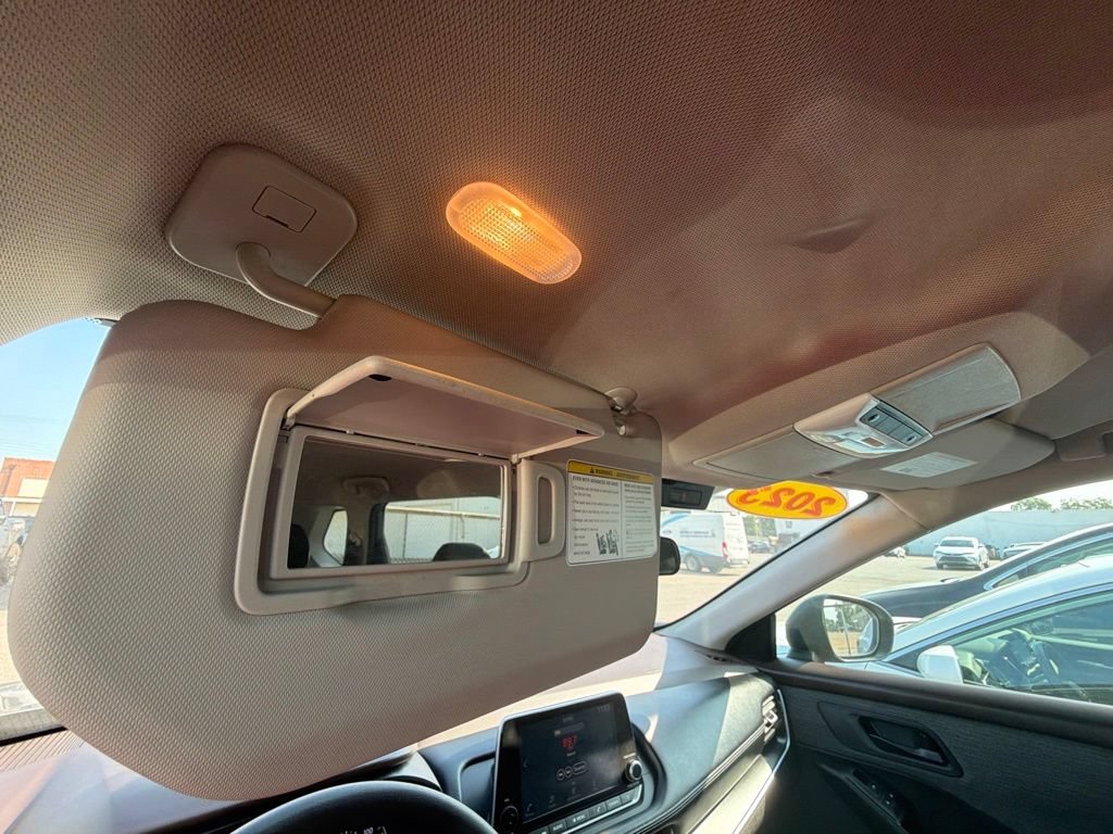 Used 2023 Nissan Rogue S FWD image 42