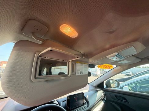 Used 2023 Nissan Rogue S FWD image 42