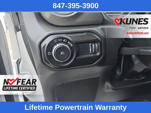 Used 2023 Jeep Wrangler Sahara image 17