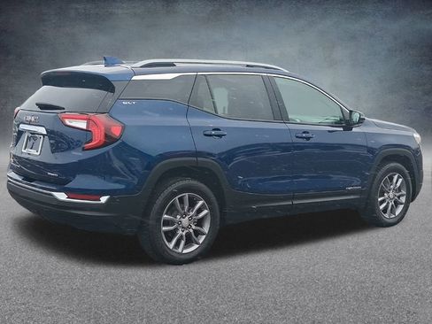 Used 2023 GMC Terrain SLT image 7