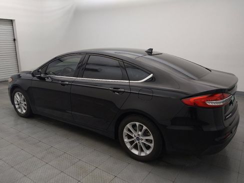 Used 2020 Ford Fusion SE image 3