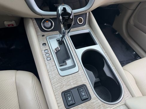 Used 2019 Nissan Murano SL w/ SL Technology Package FWD image 26