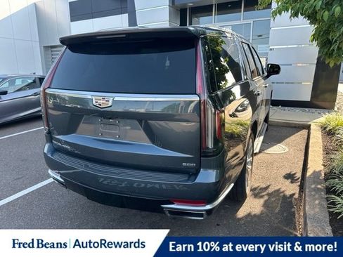Used 2021 Cadillac Escalade Premium Luxury w/ Driver Assist Tech Package AWD/4WD image 7